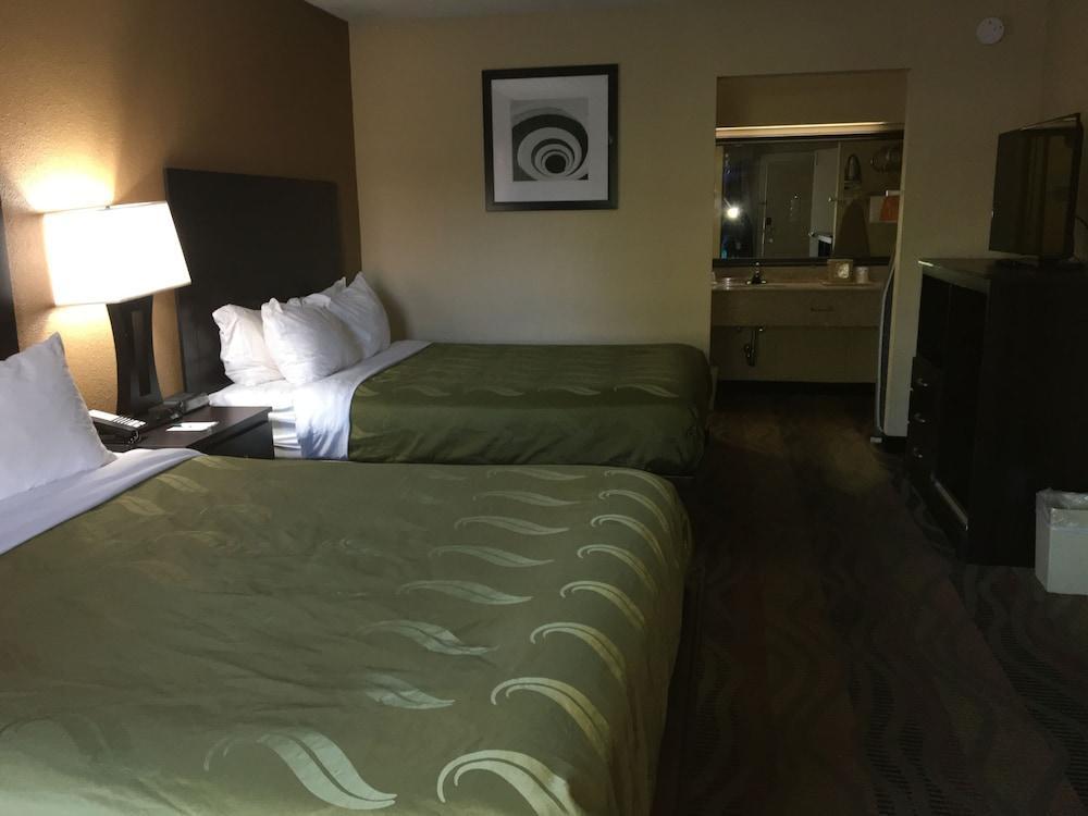 Quality Inn & Suites Santee Extérieur photo