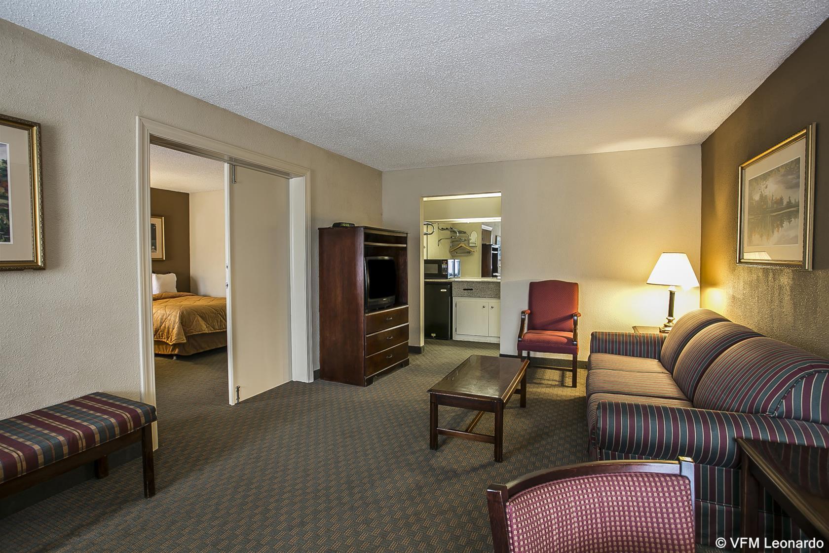 Quality Inn & Suites Santee Extérieur photo